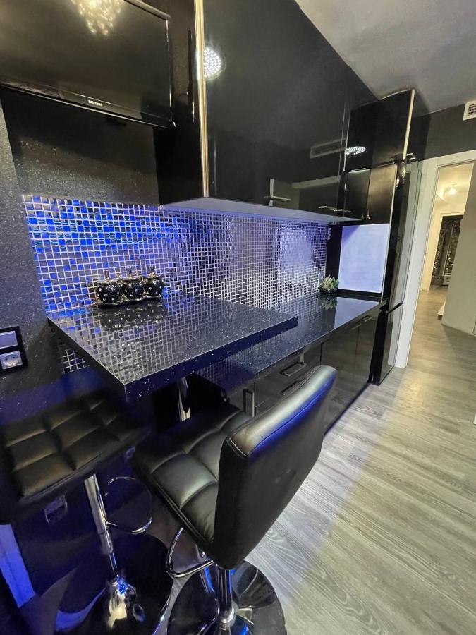 Luxury Room En Мадрид Екстериор снимка