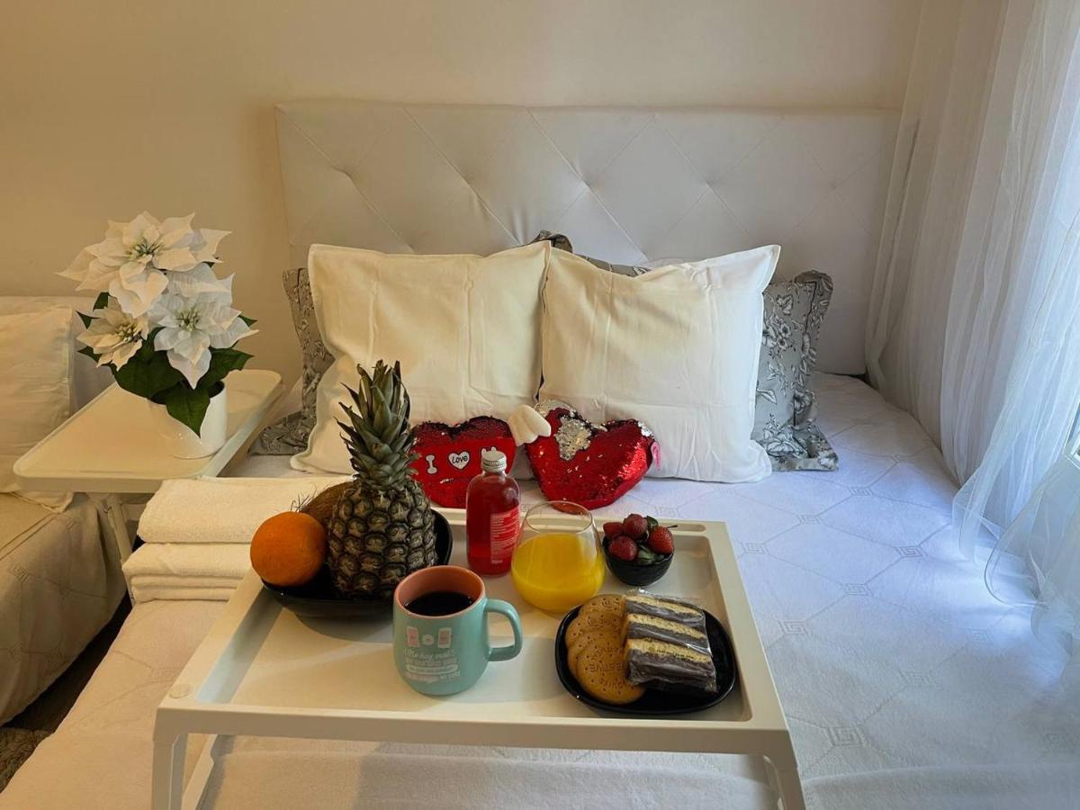Luxury Room En Мадрид Екстериор снимка