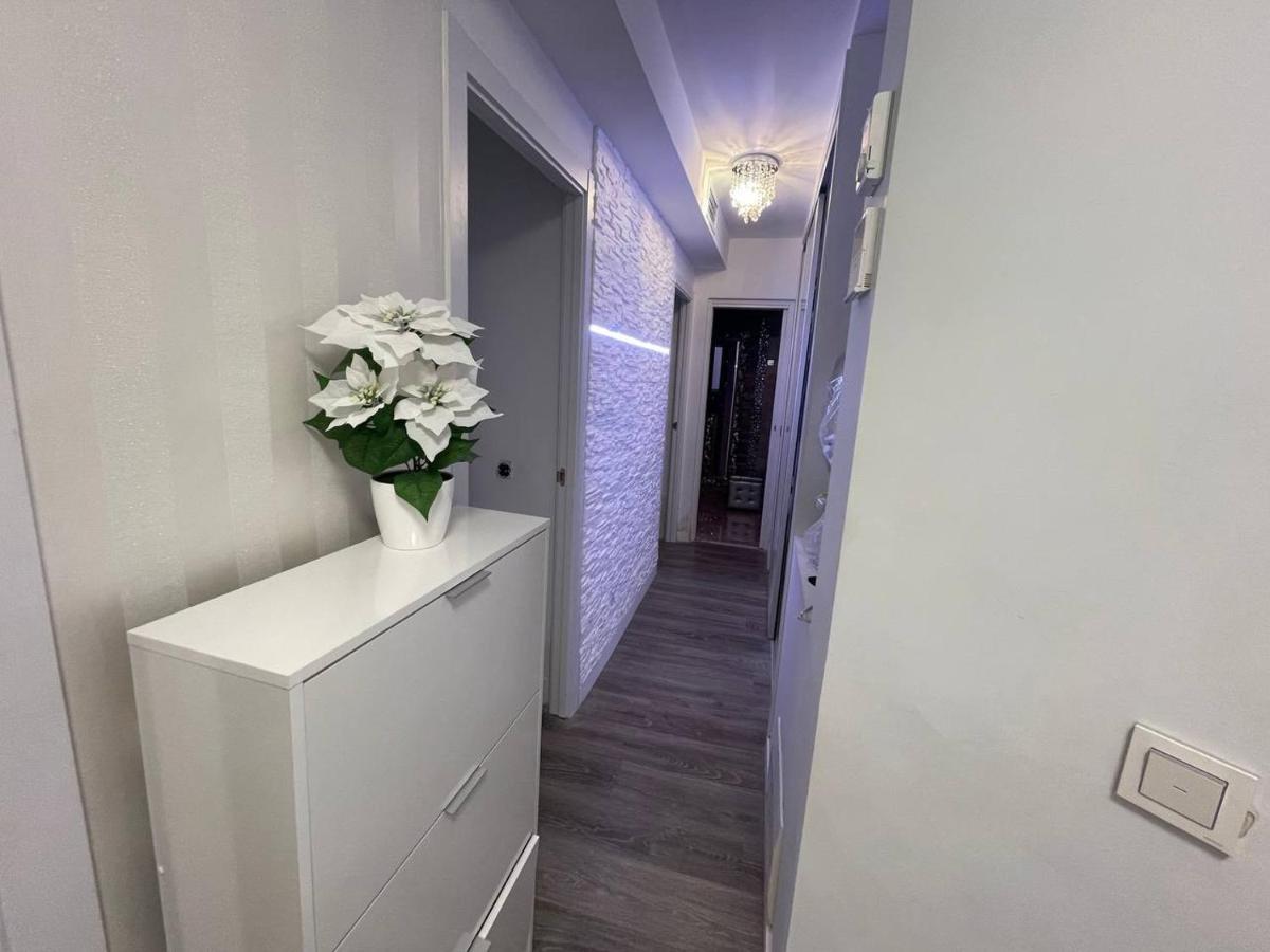 Luxury Room En Мадрид Екстериор снимка