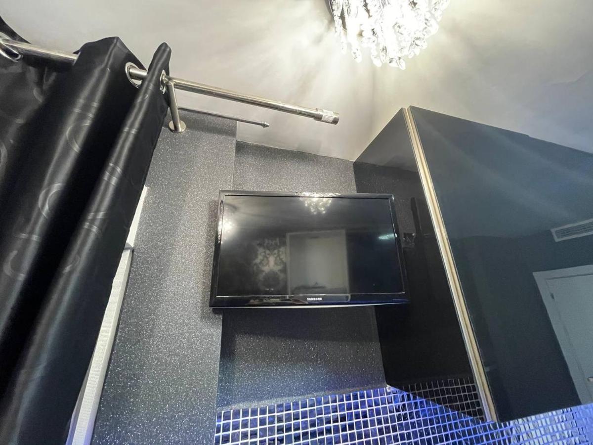 Luxury Room En Мадрид Екстериор снимка