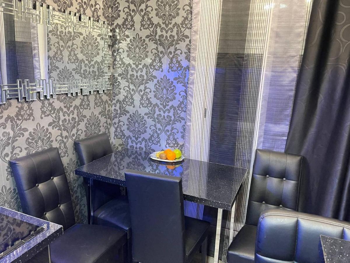 Luxury Room En Мадрид Екстериор снимка