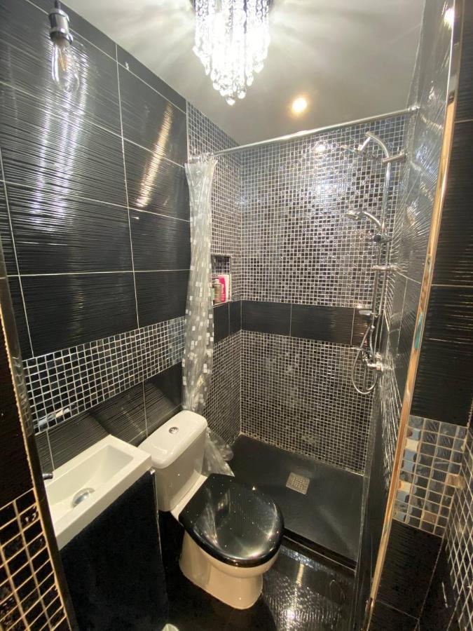 Luxury Room En Мадрид Екстериор снимка