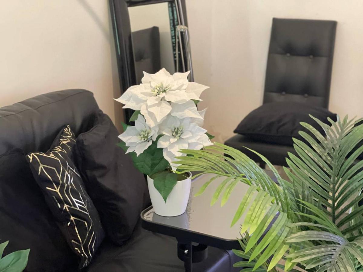 Luxury Room En Мадрид Екстериор снимка