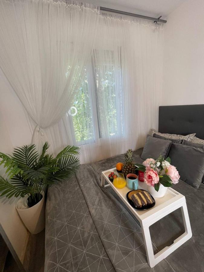Luxury Room En Мадрид Екстериор снимка
