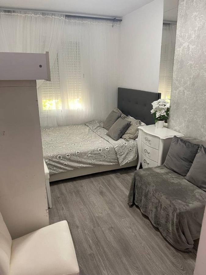 Luxury Room En Мадрид Екстериор снимка